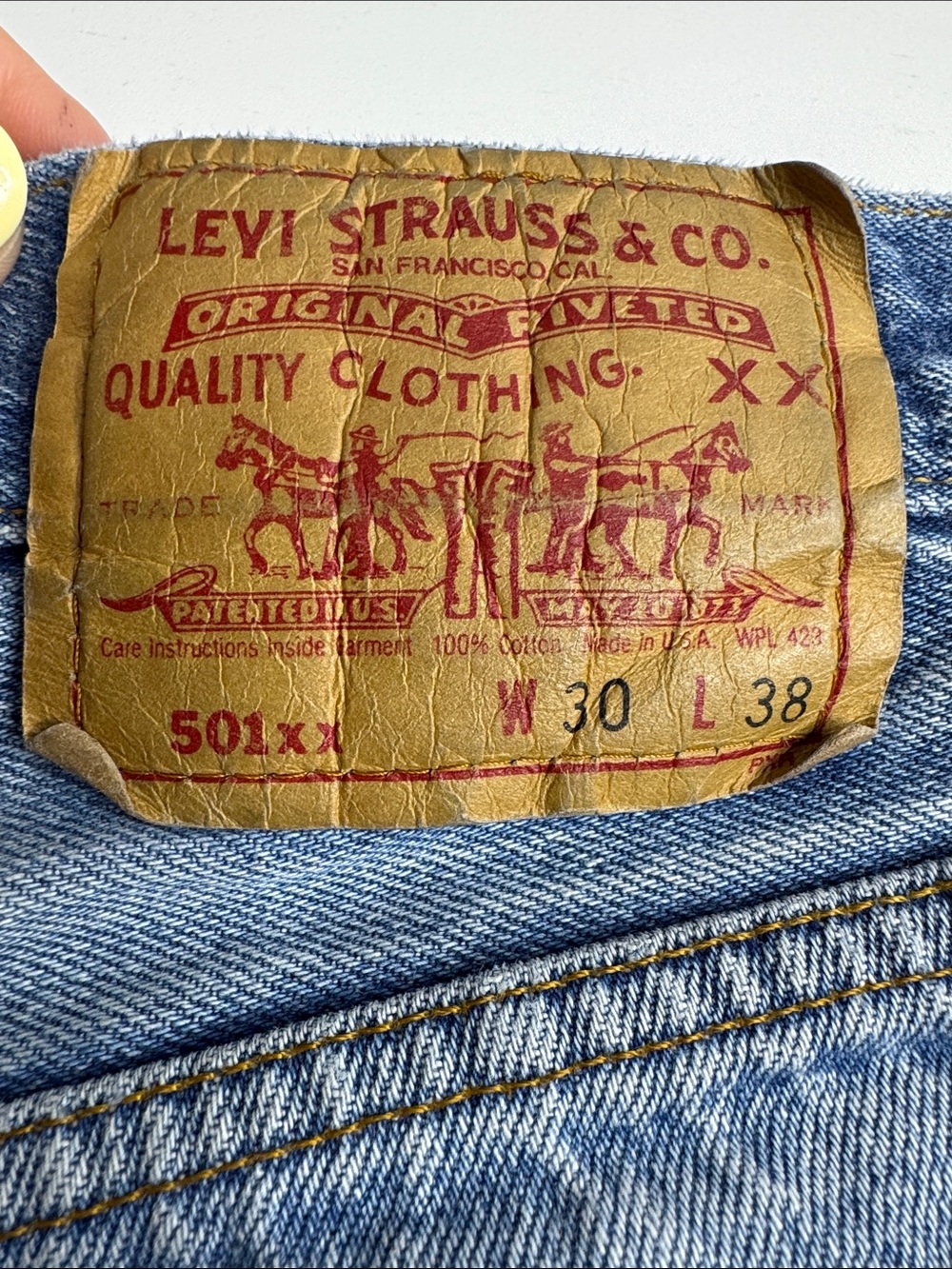 Levi’s 501 Style Vintage Denim Cutoff Shorts Distressed Raw Hem Blue Size 30 - Picture 5 of 9